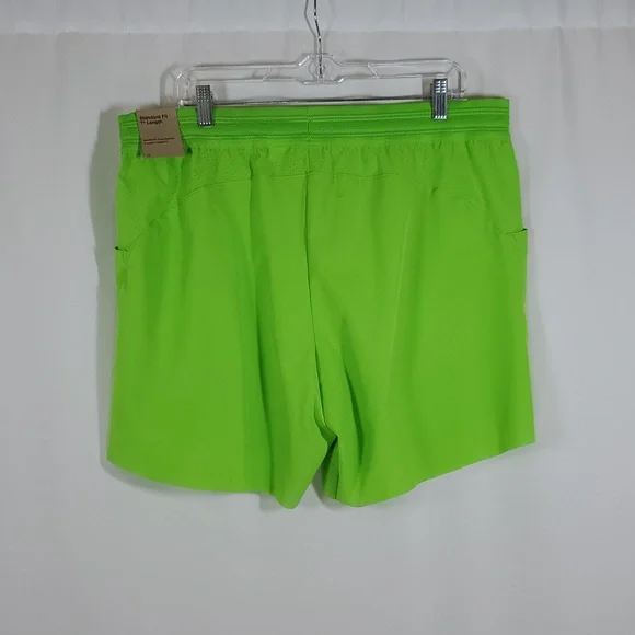 Nike Tennis - Court Rafa Straight-Leg Dri-FIT ADV Tennis Shorts - Green - Picture 11 of 16